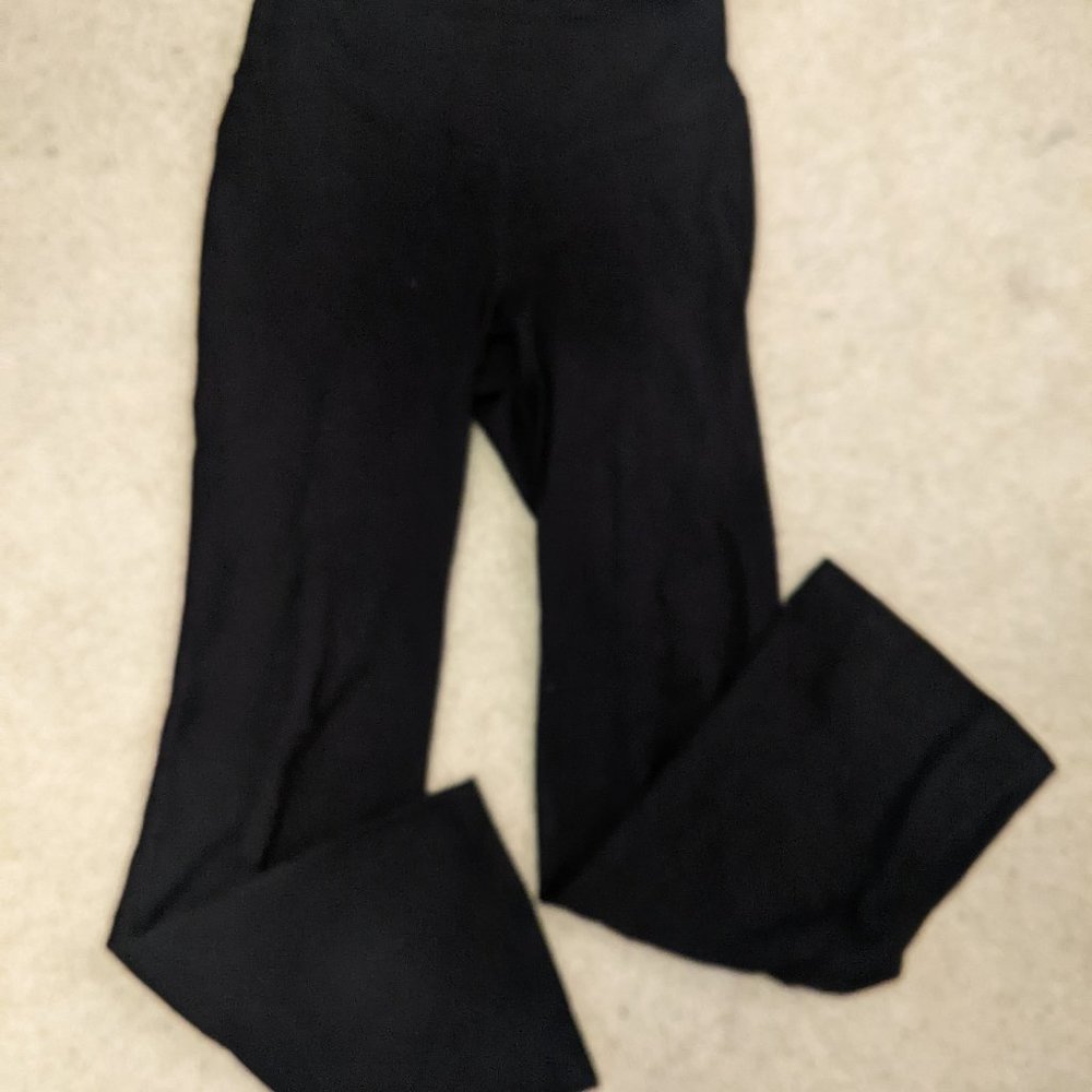 Old Navy High Rise Flare Leggings/Yoga Pants